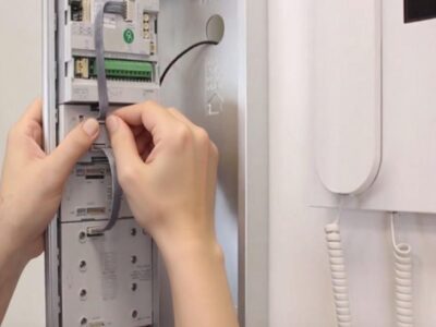 Operaciones auxiliares de montaje de instalaciones electrotécnicas y de telecomunicaciones en edificios